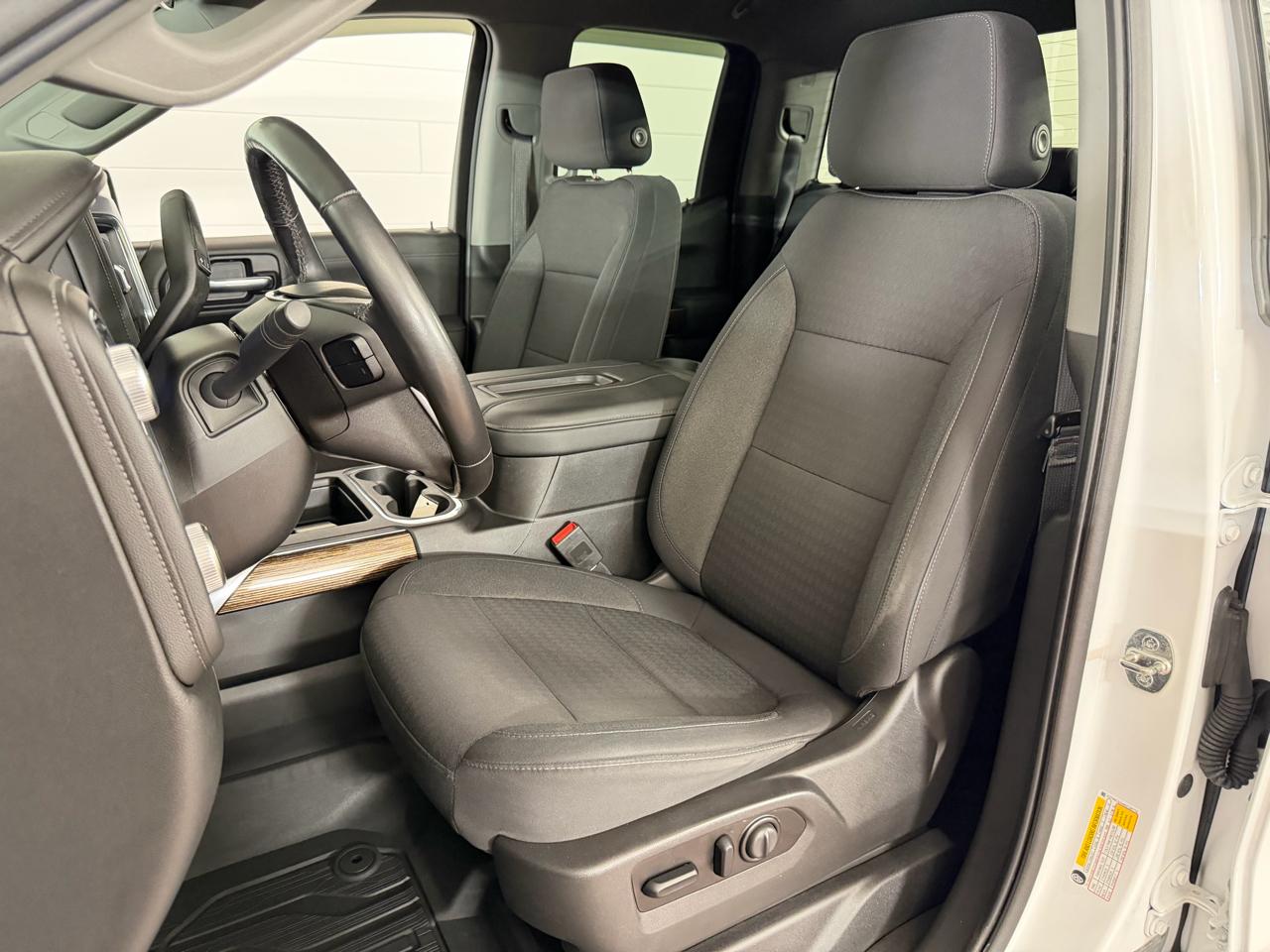 GMC Sierra 1500 Elevation Double Cab 4WD 2021