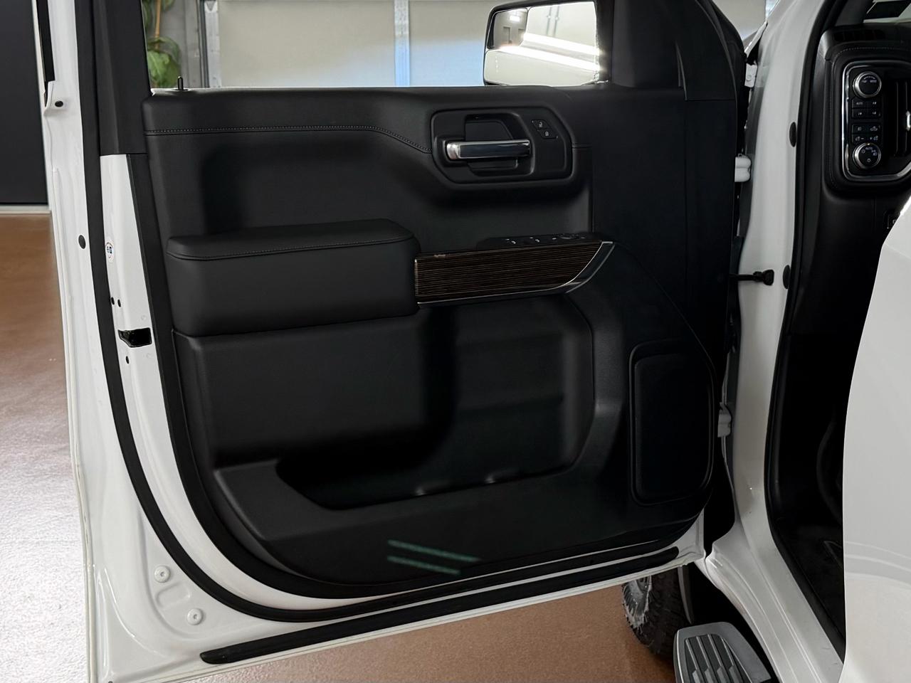 GMC Sierra 1500 Elevation Double Cab 4WD 2021