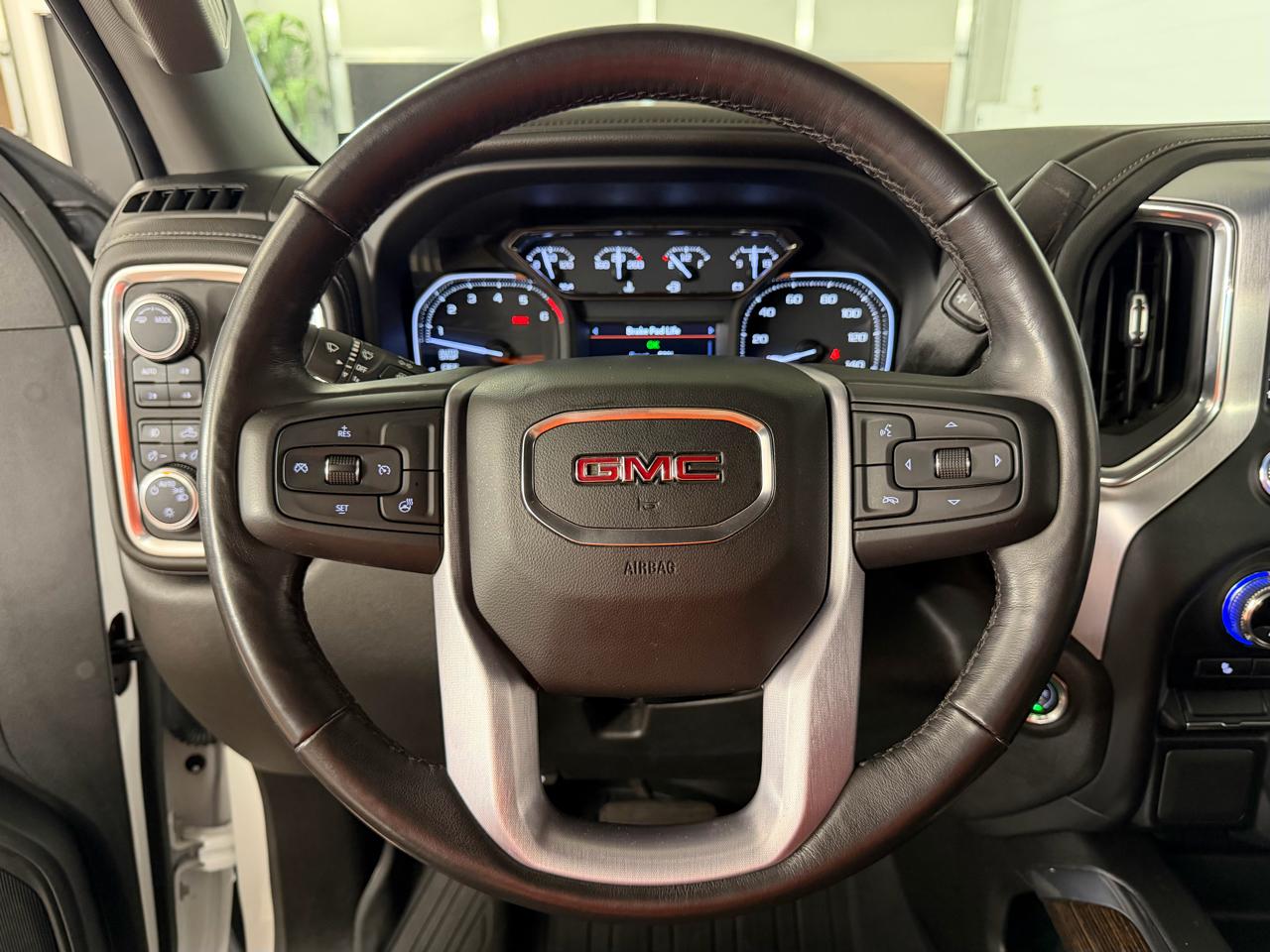 GMC Sierra 1500 Elevation Double Cab 4WD 2021