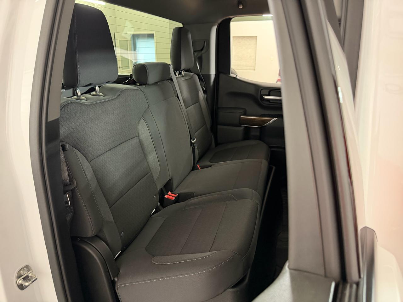 GMC Sierra 1500 Elevation Double Cab 4WD 2021