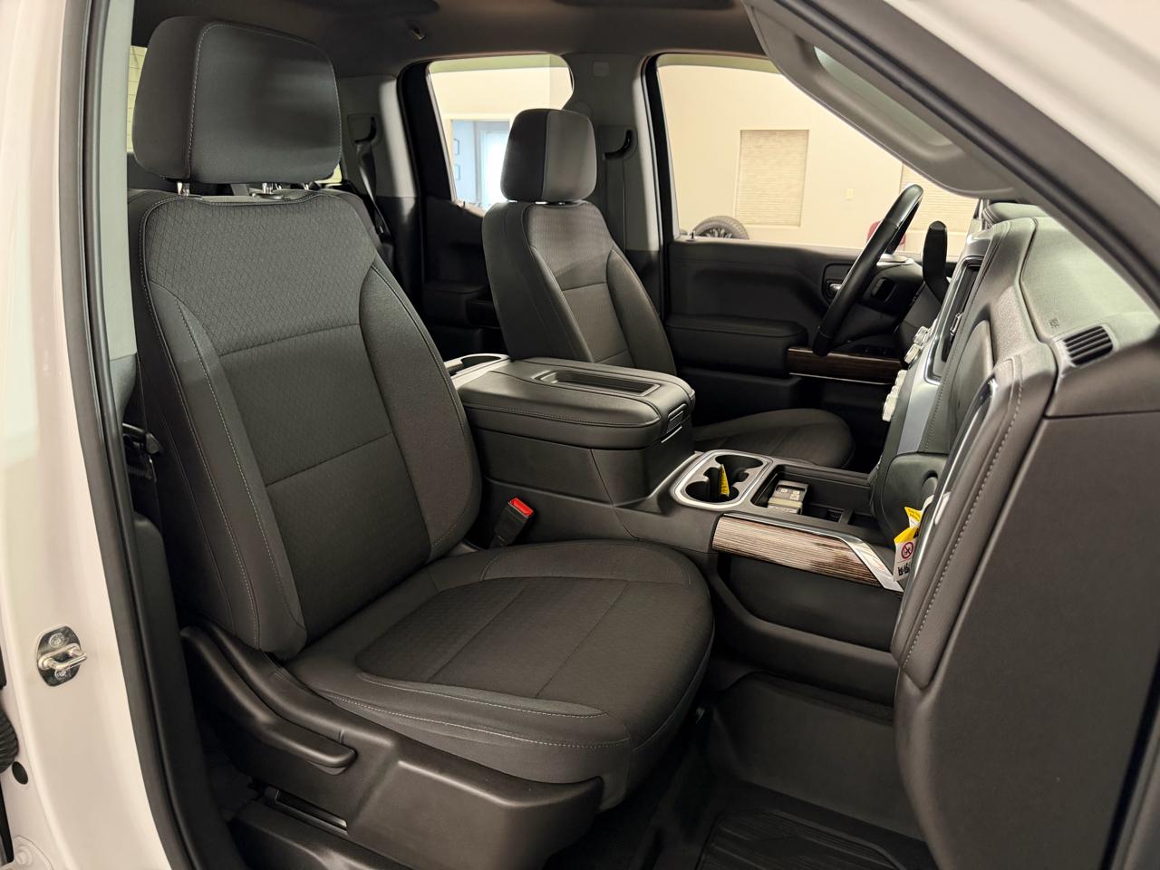 GMC Sierra 1500 Elevation Double Cab 4WD 2021