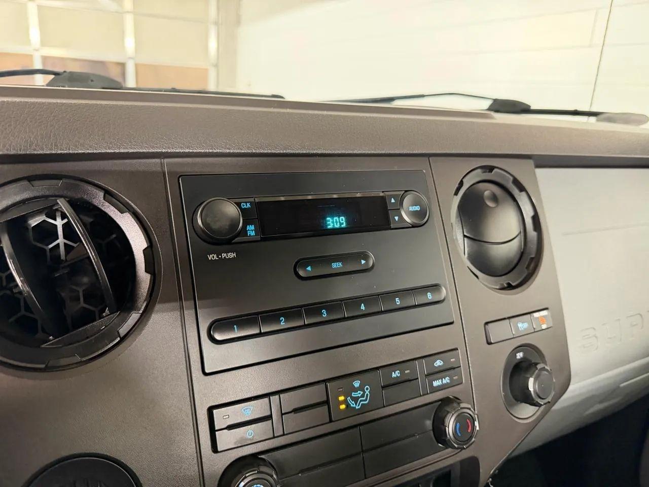 Ford F-250 SD  2016