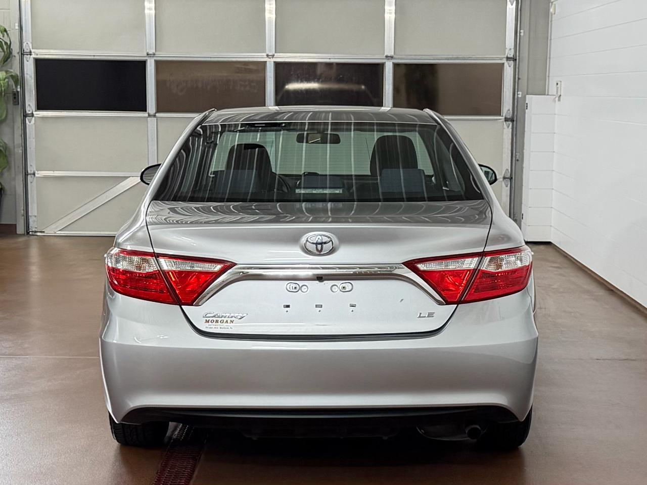 Toyota Camry  2017
