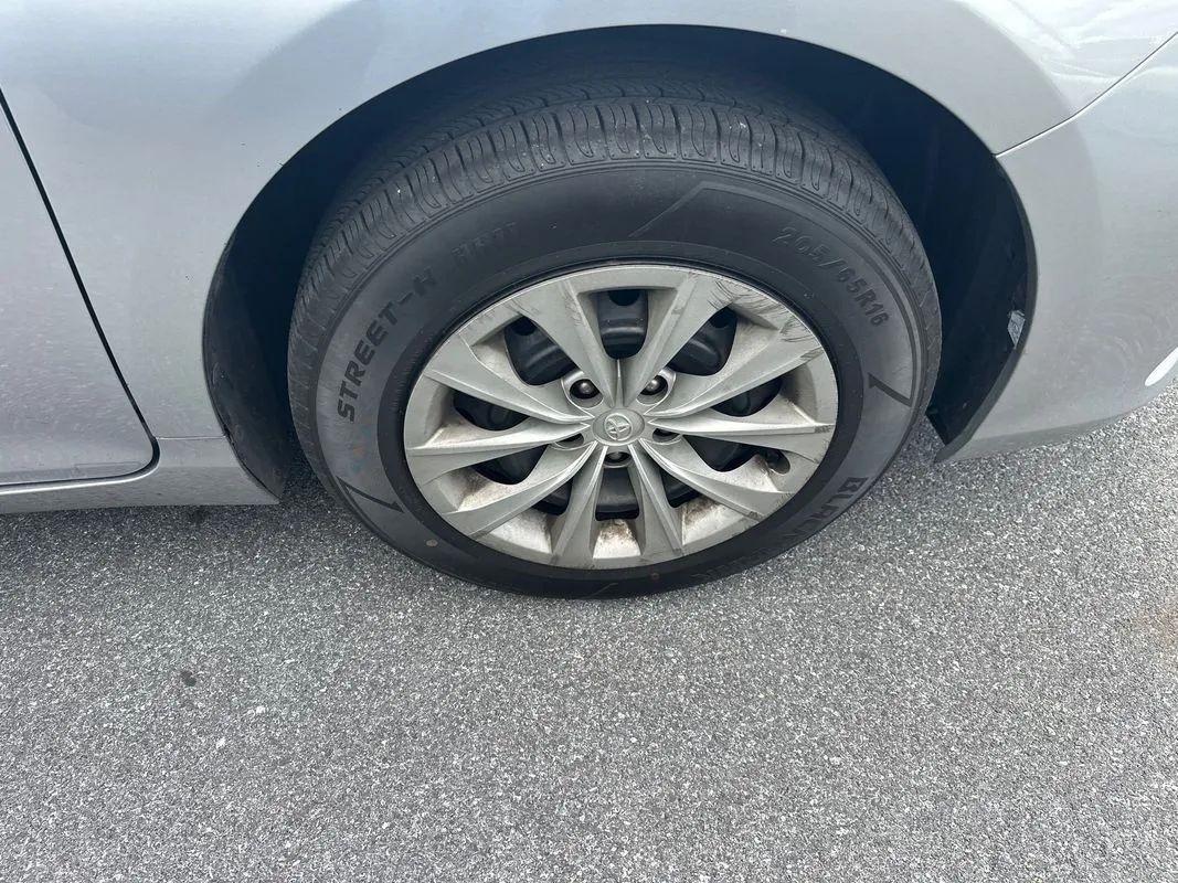 Toyota Camry  2017