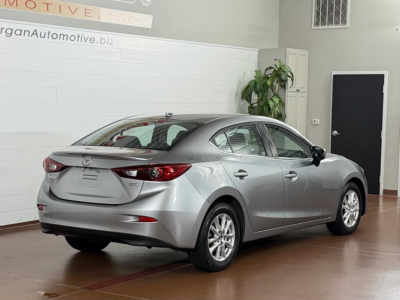 Mazda MAZDA3 i Touring AT 4-Door 2014