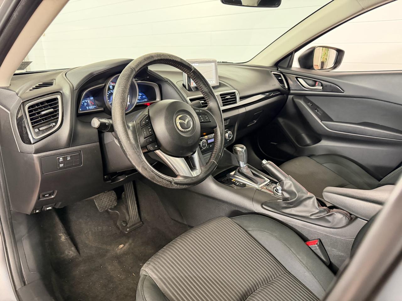 Mazda MAZDA3 i Touring AT 4-Door 2014