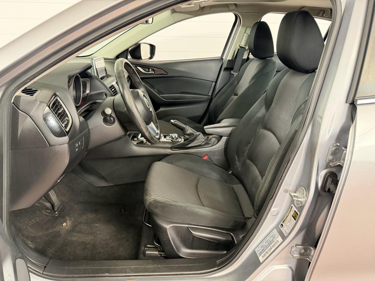 Mazda MAZDA3 i Touring AT 4-Door 2014