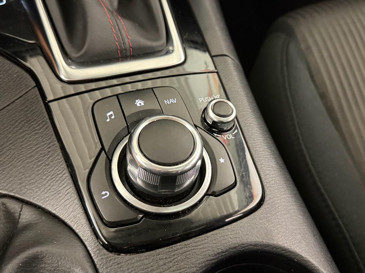 Mazda MAZDA3 i Touring AT 4-Door 2014