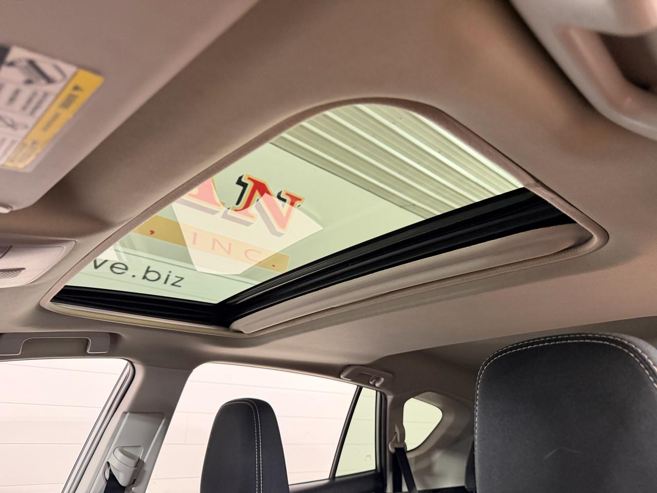 Toyota RAV4 XLE AWD 2018