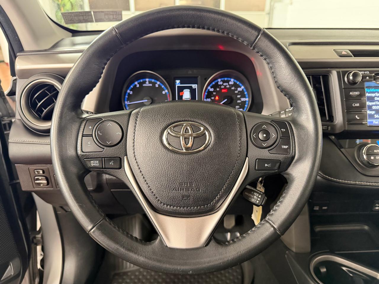 Toyota RAV4 XLE AWD 2018