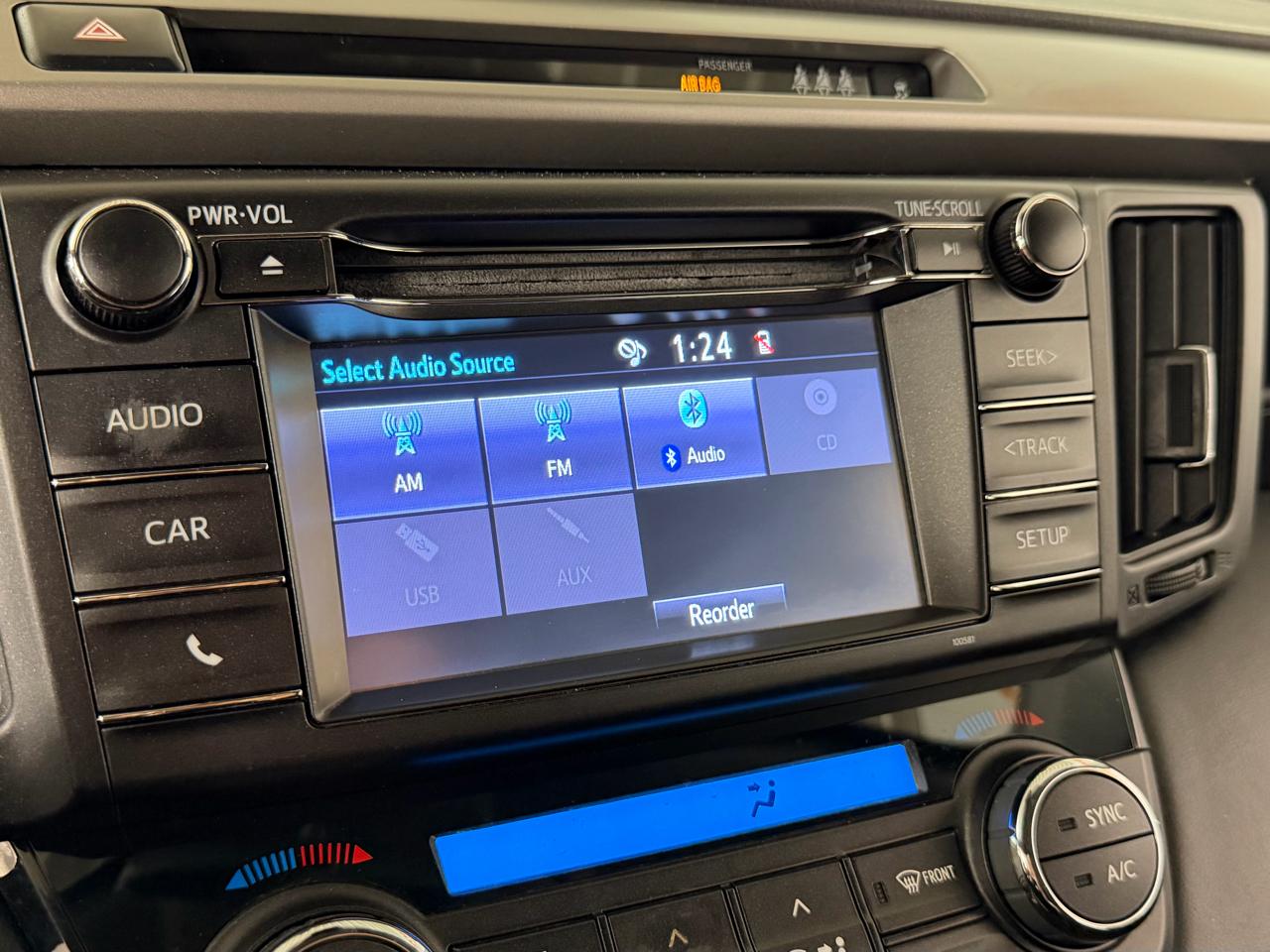 Toyota RAV4 XLE AWD 2018