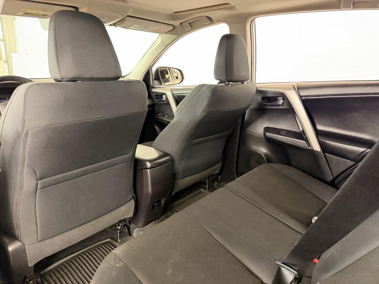 Toyota RAV4 XLE AWD 2018