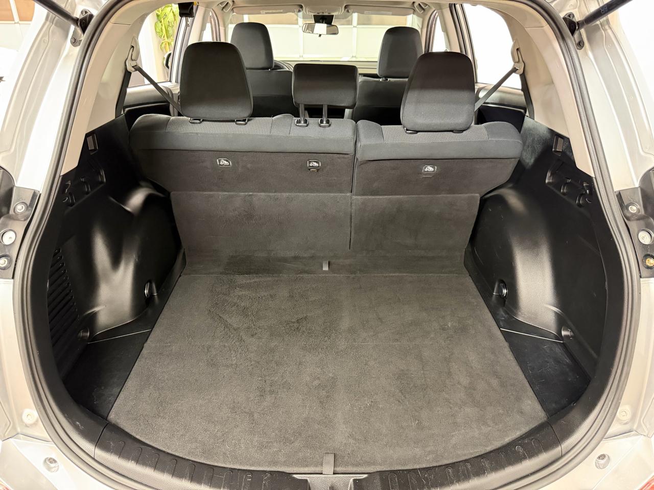 Toyota RAV4 XLE AWD 2018