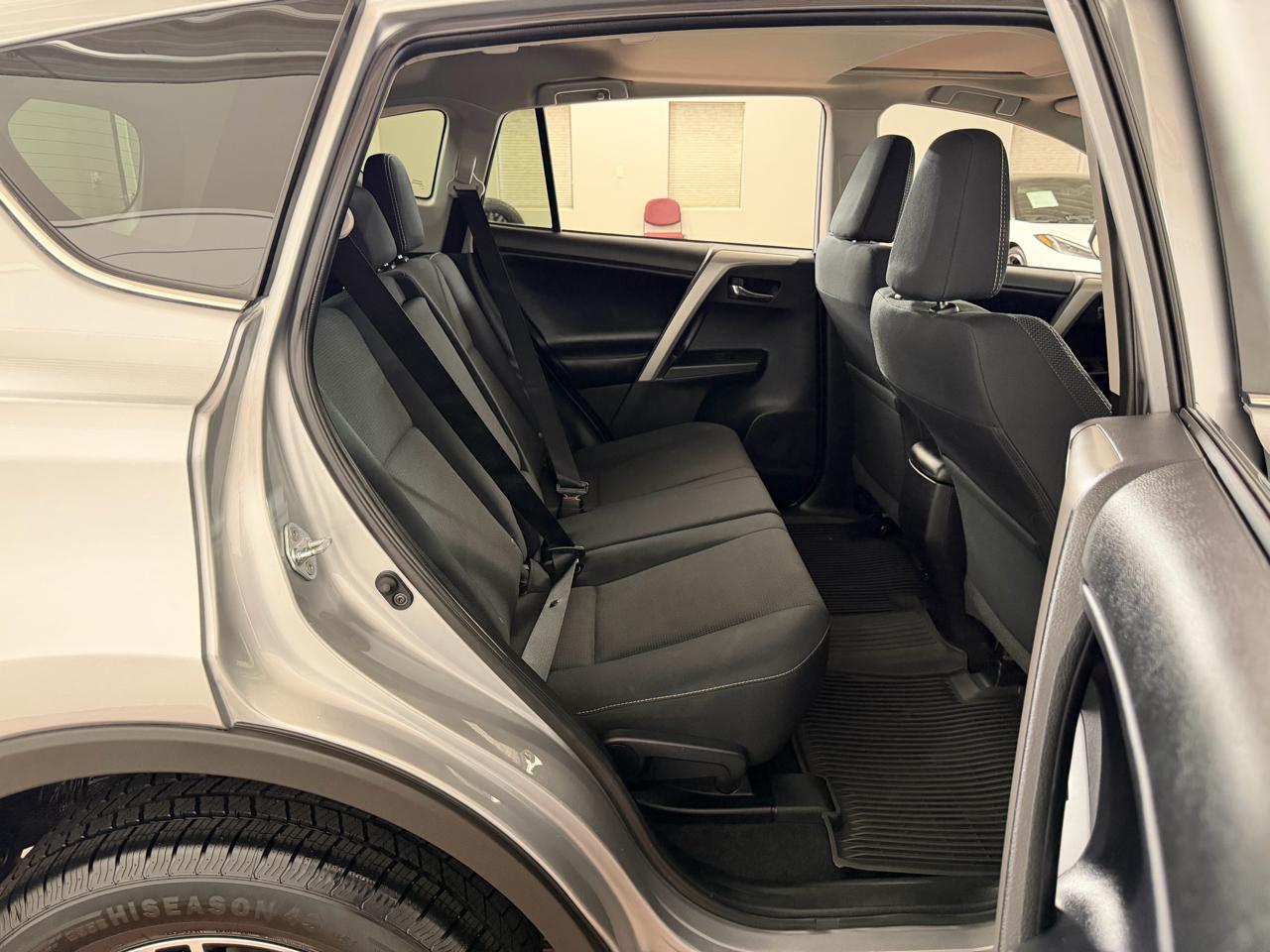 Toyota RAV4 XLE AWD 2018