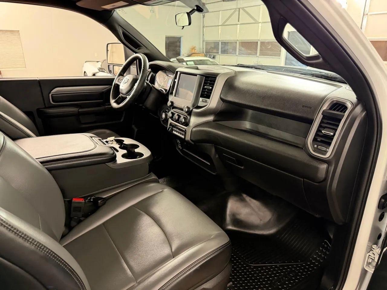 RAM 2500  2023