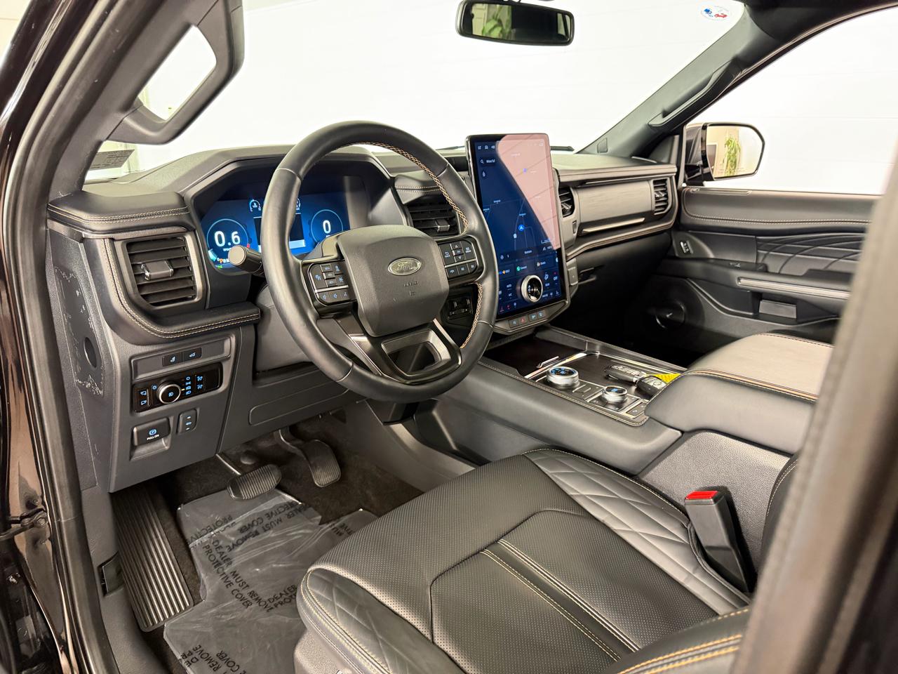 Ford Expedition  2023