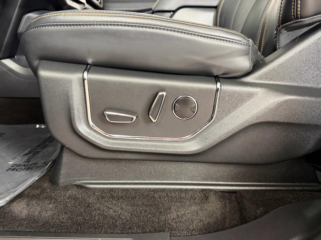 Ford Expedition  2023