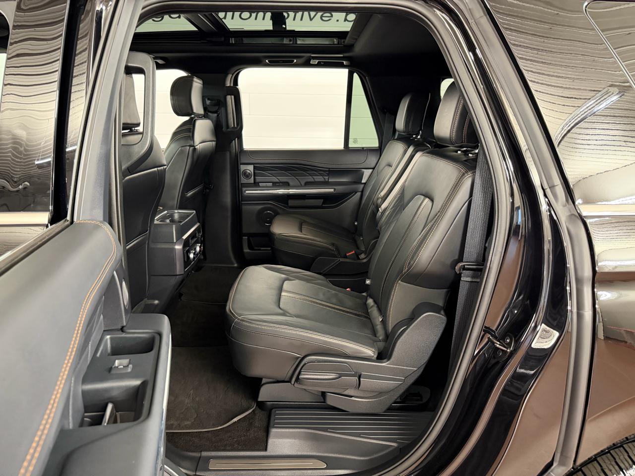 Ford Expedition  2023
