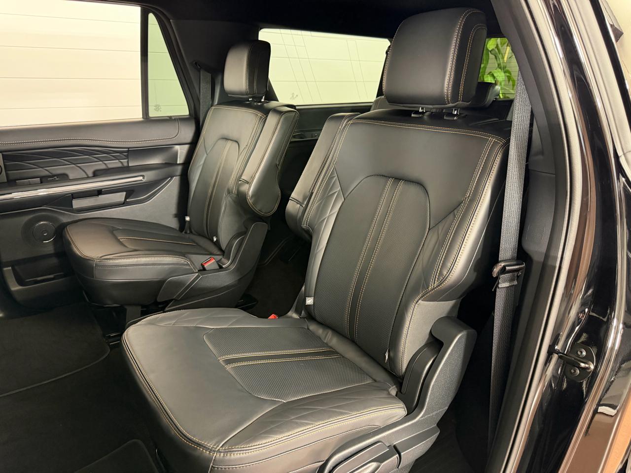 Ford Expedition  2023