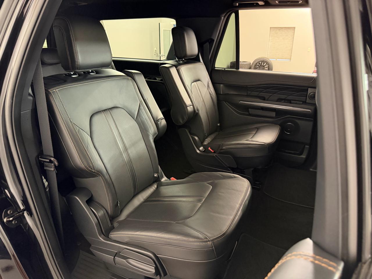 Ford Expedition  2023