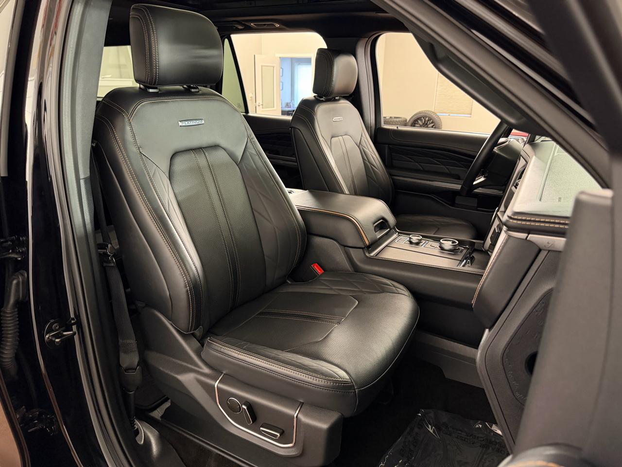 Ford Expedition  2023