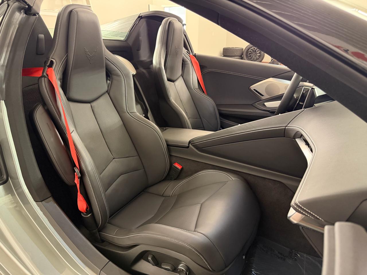 Chevrolet Corvette Stingray Z51 2LT Convertible 2024