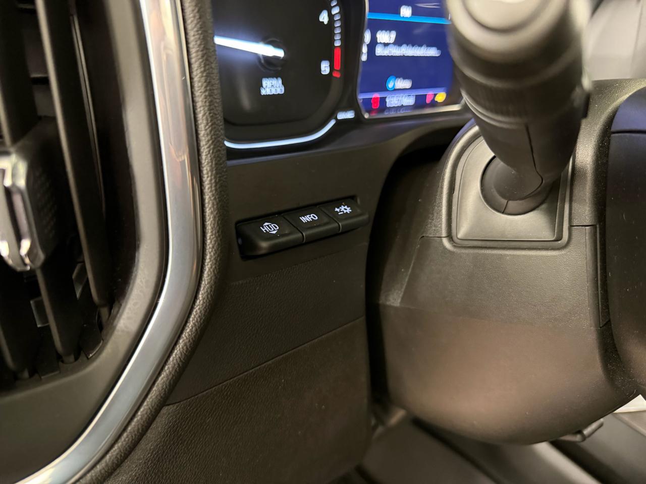GMC Sierra 2500HD AT4 Crew Cab 4WD 2023