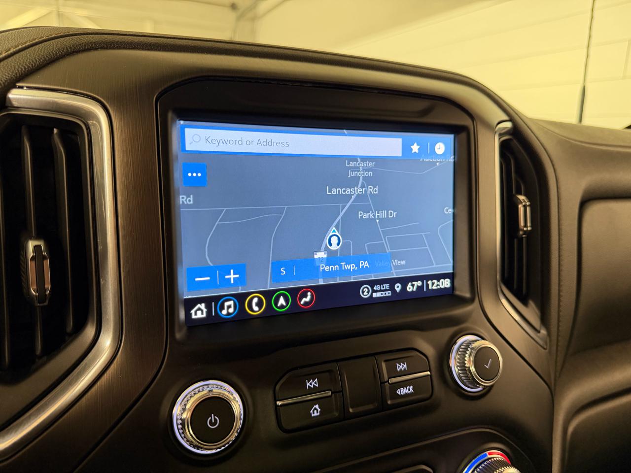 GMC Sierra 2500HD AT4 Crew Cab 4WD 2023