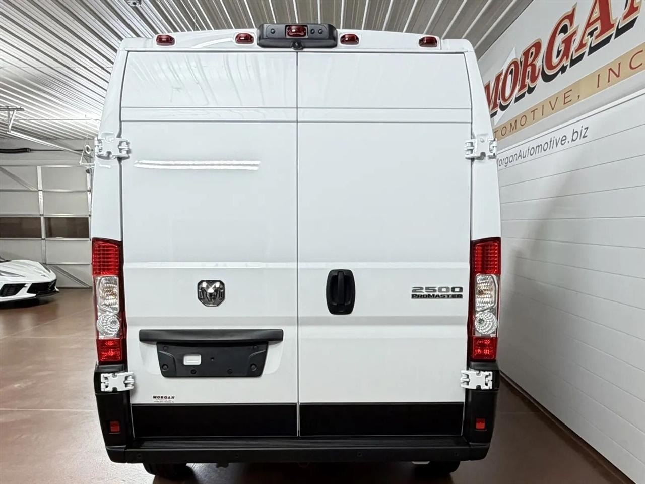 RAM Promaster  2024