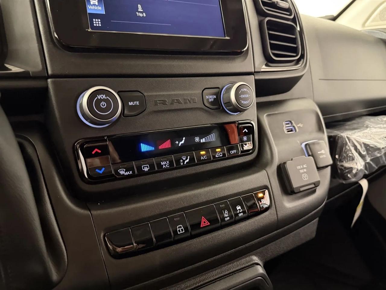 RAM Promaster  2024