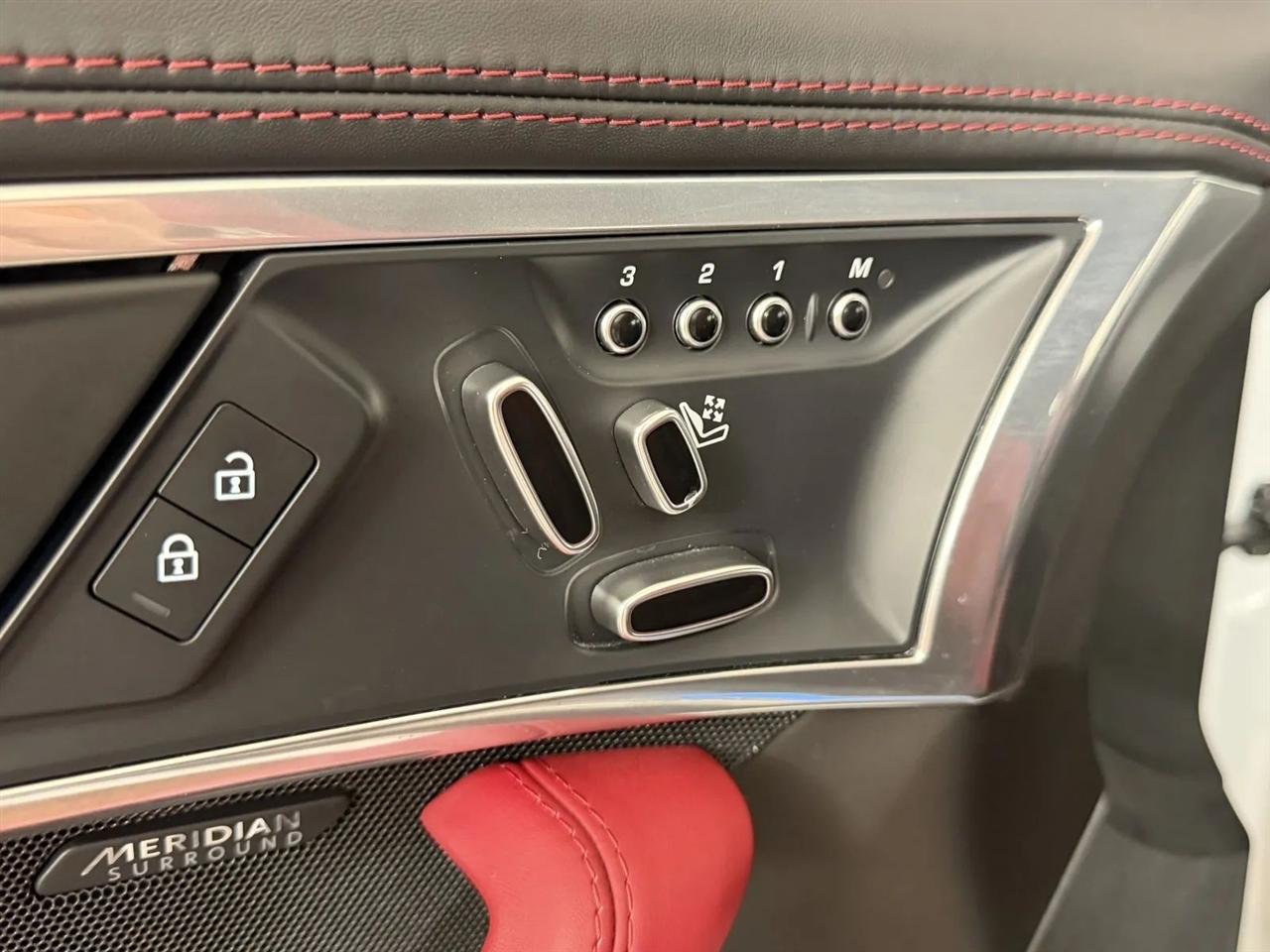 Jaguar F-Type R Coupe AWD 2021