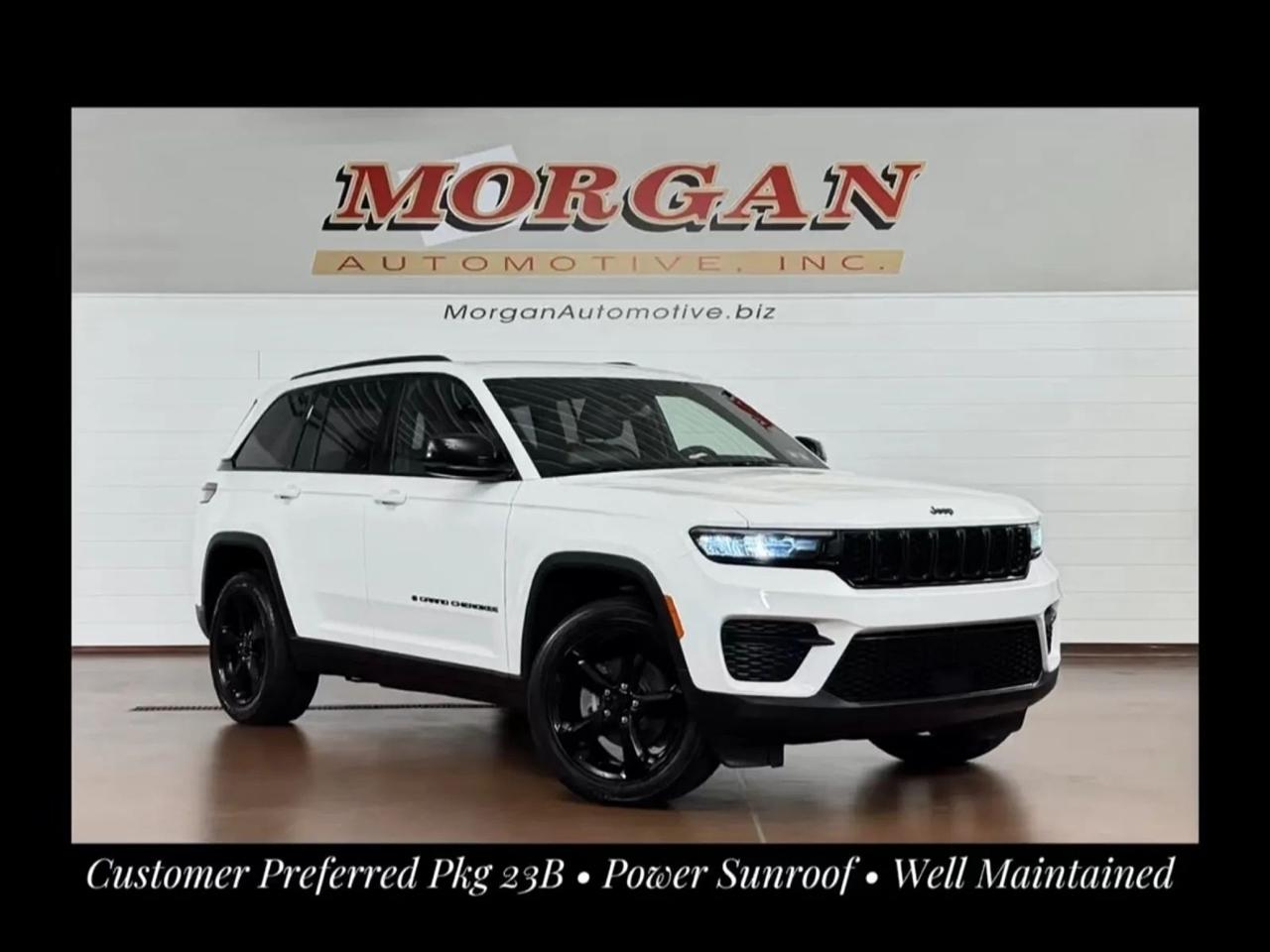 Jeep Grand Cherokee Laredo 4WD 2023