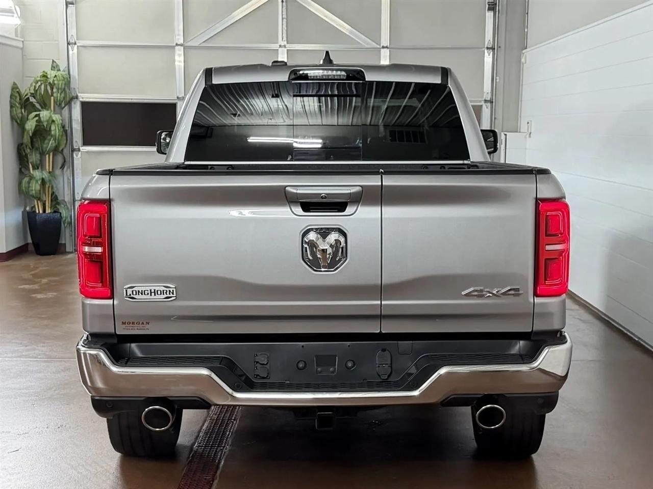 RAM 1500 Limited Crew Cab LWB 4WD 2025