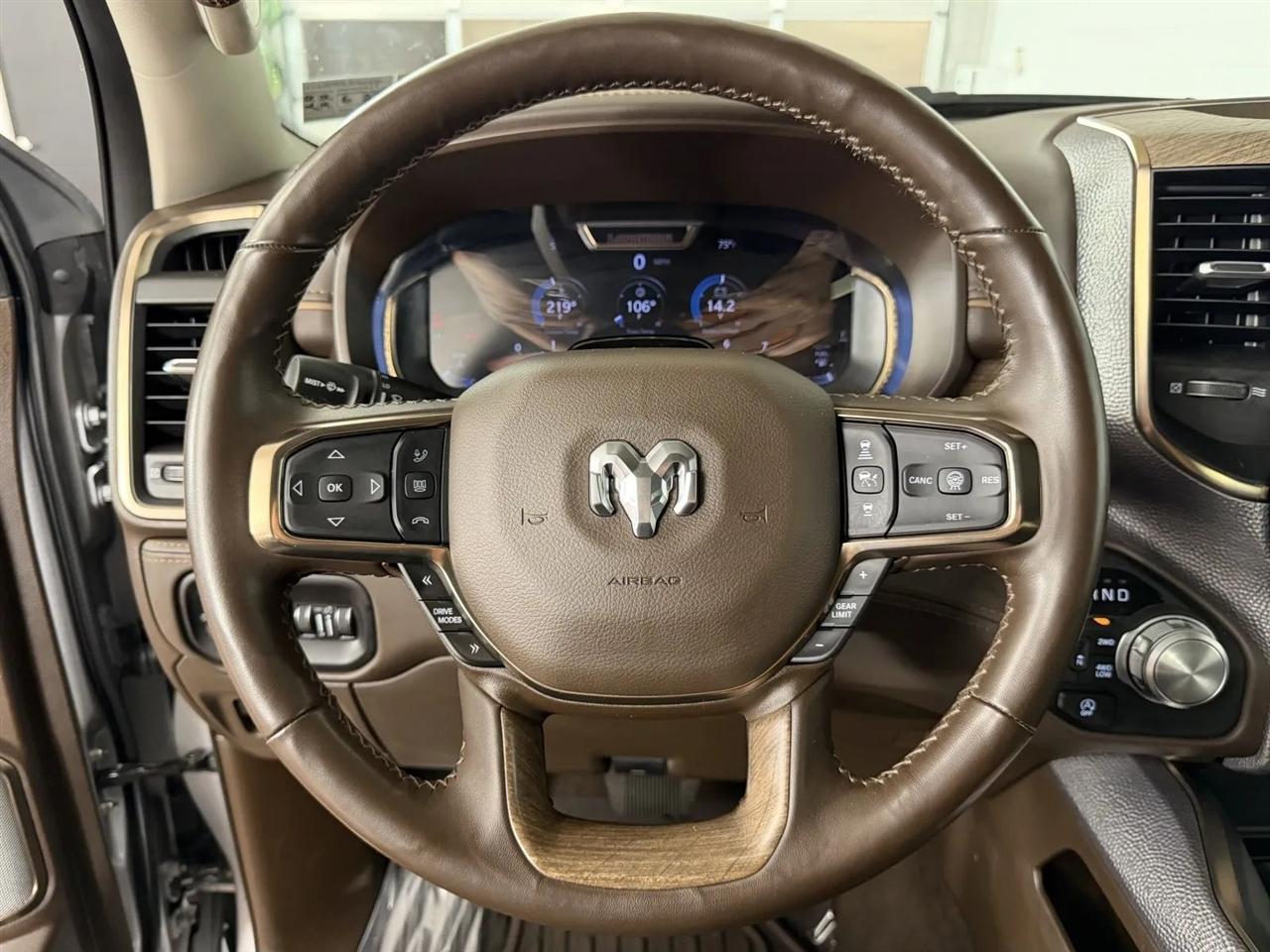 RAM 1500 Limited Crew Cab LWB 4WD 2025