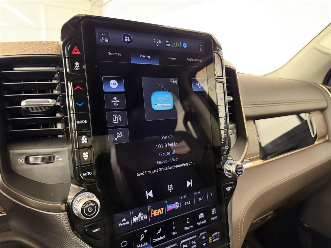 RAM 1500 Limited Crew Cab LWB 4WD 2025