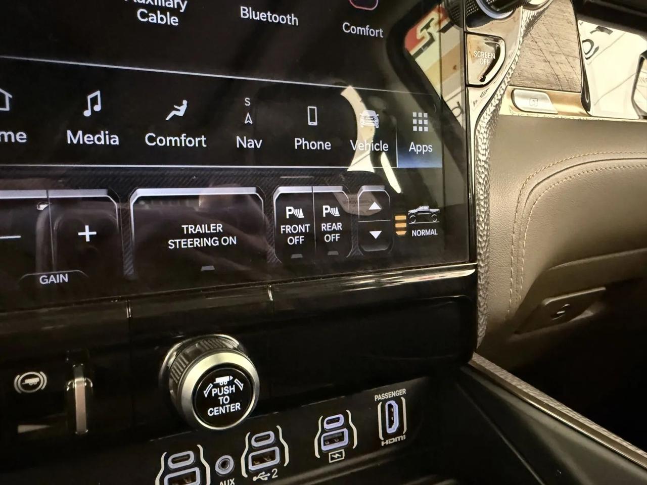 RAM 1500 Limited Crew Cab LWB 4WD 2025