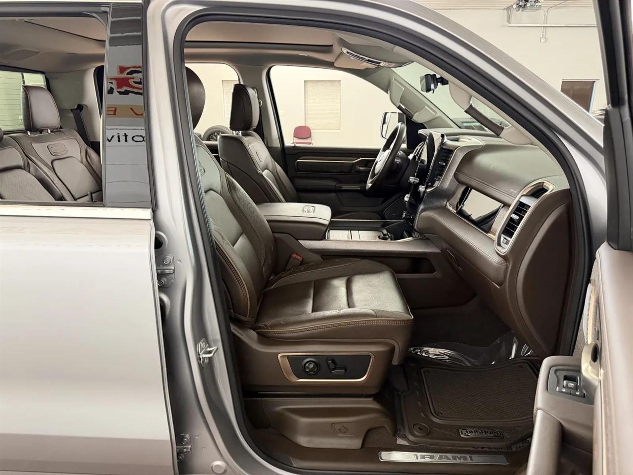 RAM 1500 Limited Crew Cab LWB 4WD 2025