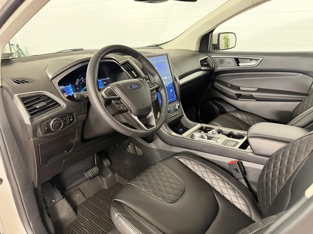 Ford Edge Titanium 2024