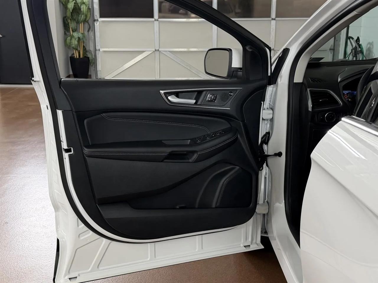 Ford Edge Titanium 2024