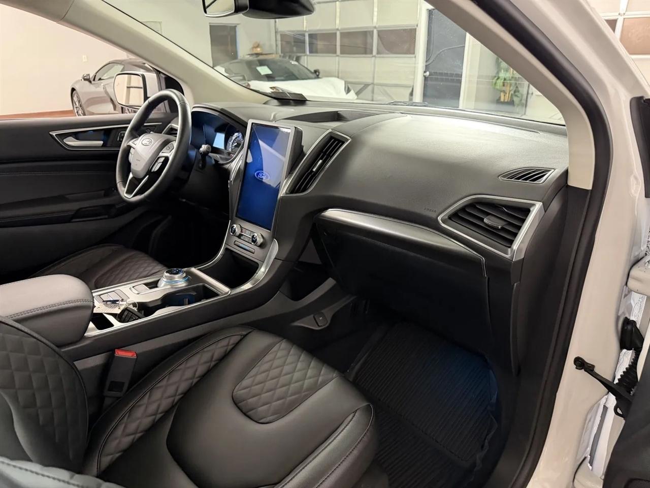 Ford Edge Titanium 2024
