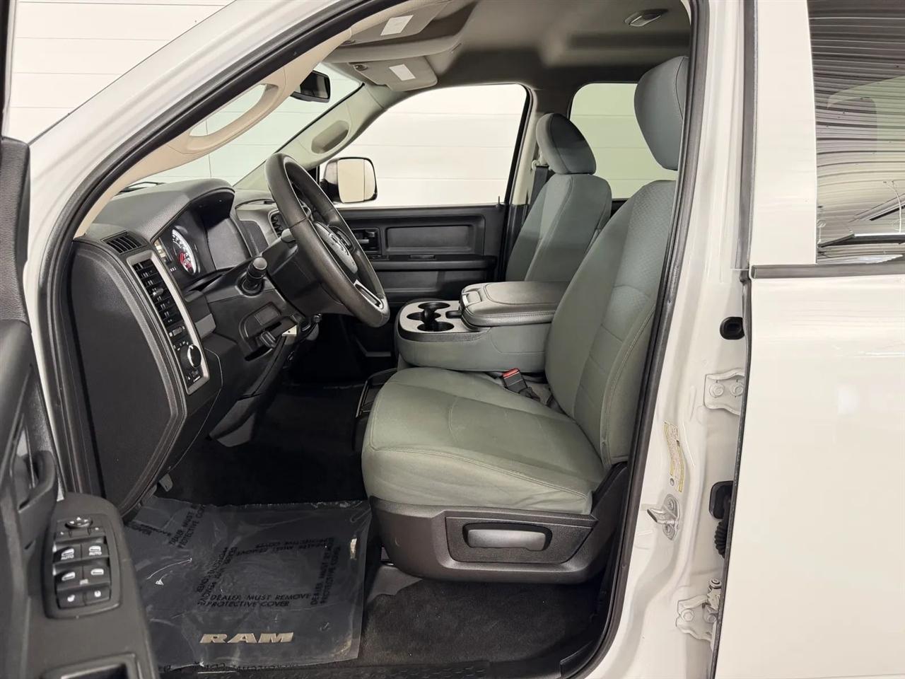 RAM 3500 Tradesman Crew Cab 4WD 2018