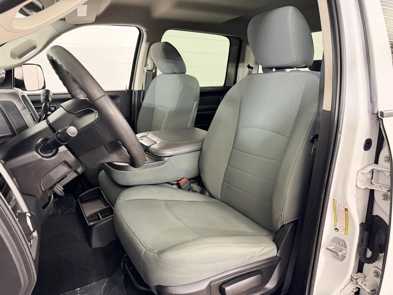 RAM 3500 Tradesman Crew Cab 4WD 2018