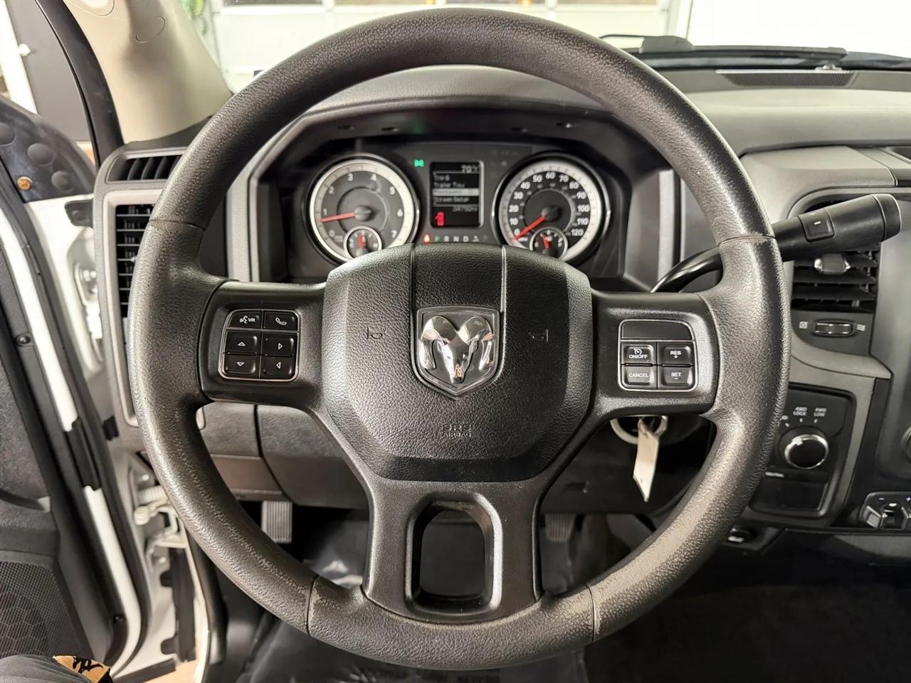 RAM 3500 Tradesman Crew Cab 4WD 2018