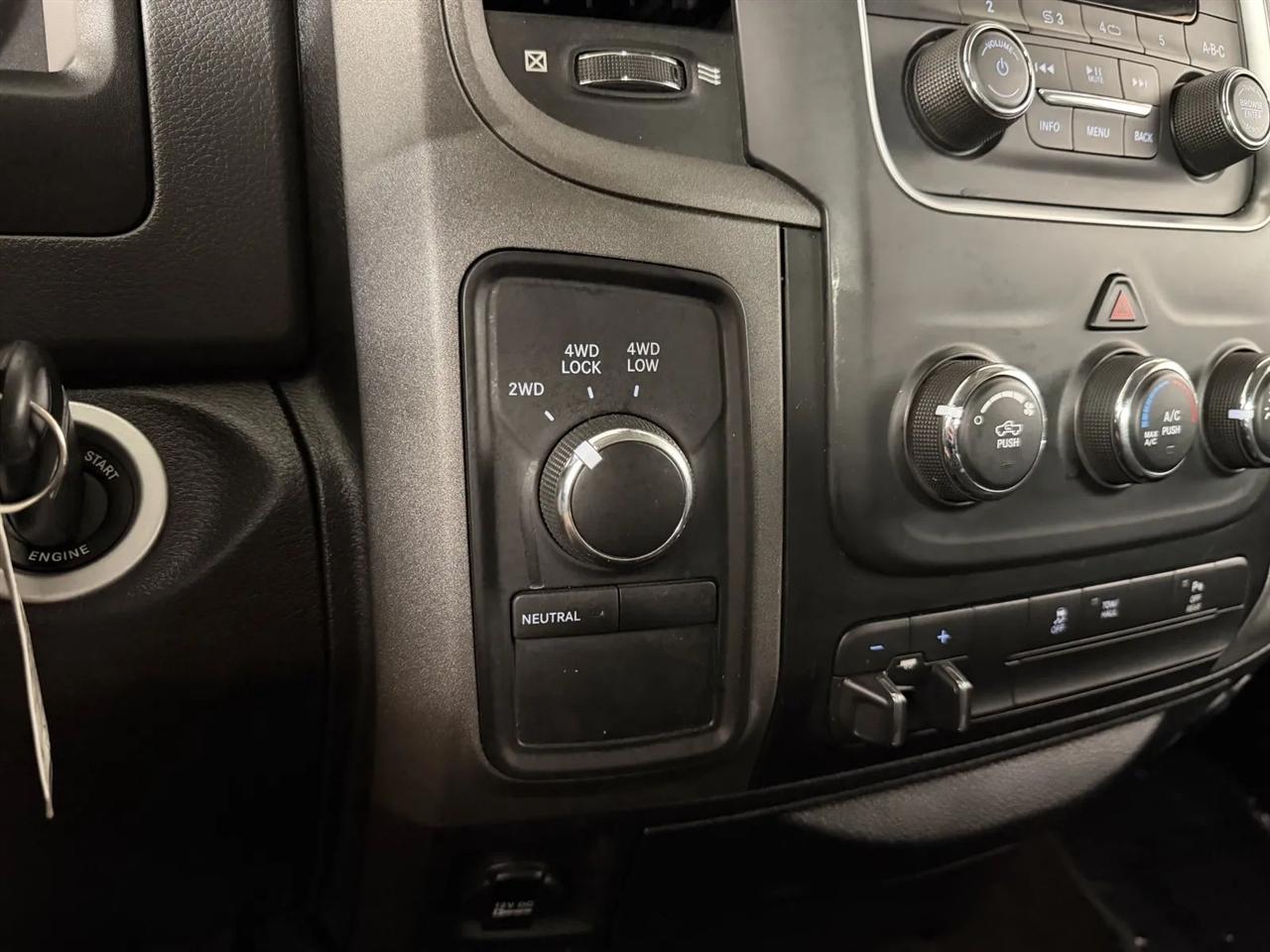 RAM 3500 Tradesman Crew Cab 4WD 2018