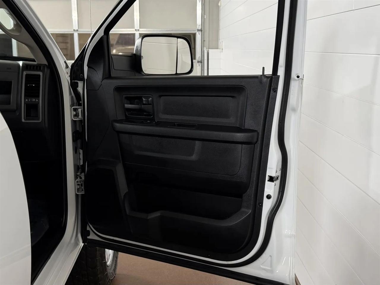 RAM 3500 Tradesman Crew Cab 4WD 2018