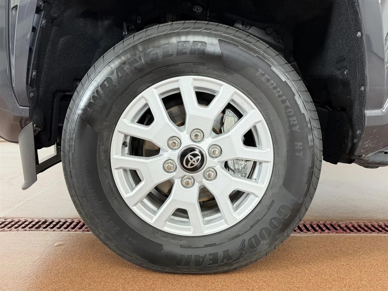 Toyota Tacoma TRD Sport Double Cab 4WD 2025