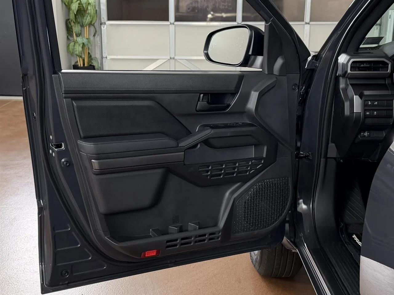 Toyota Tacoma TRD Sport Double Cab 4WD 2025