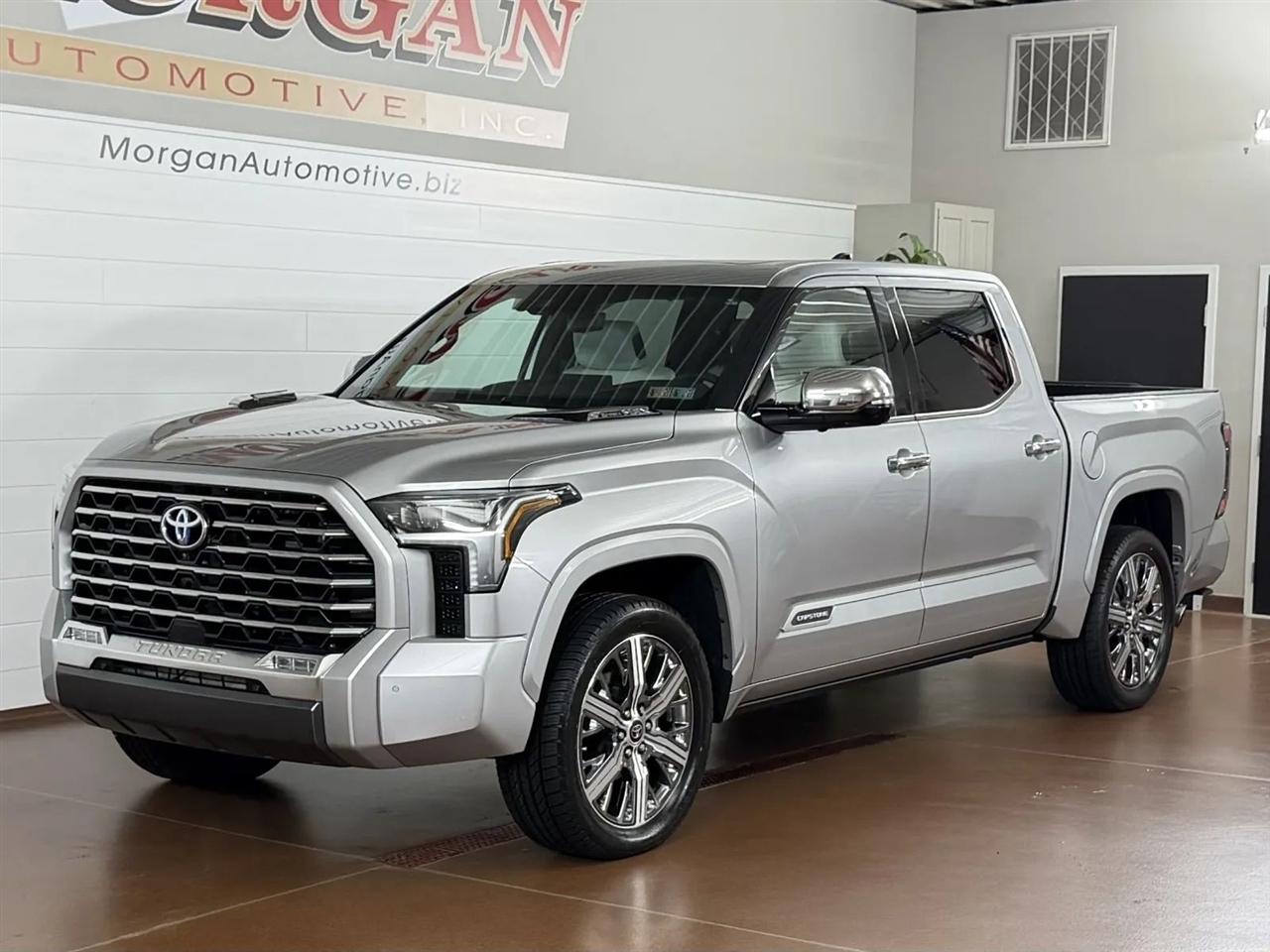 Toyota Tundra Capstone CrewMax 4WD Hybrid 2023