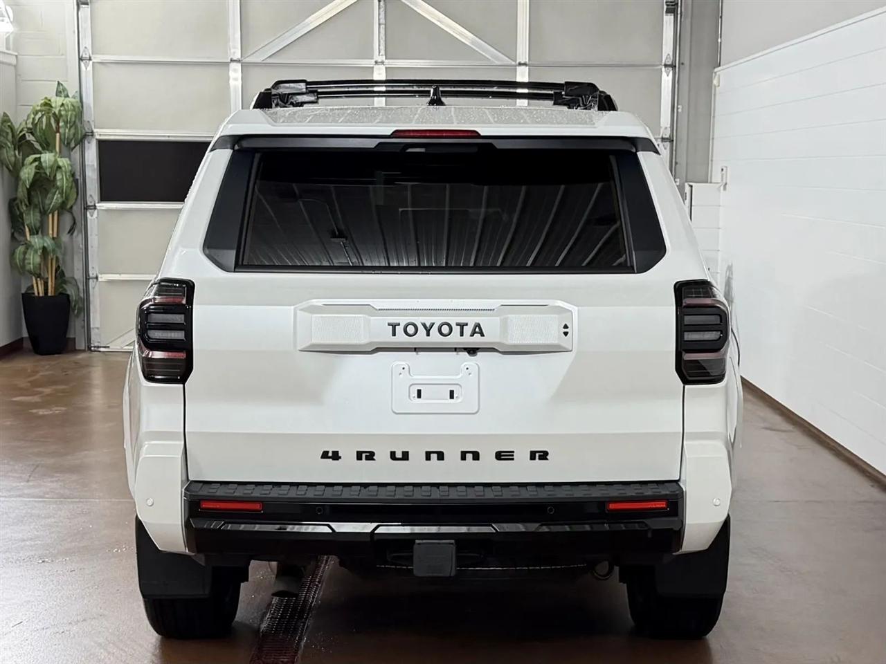 Toyota 4Runner TRD Sport 4WD 2025