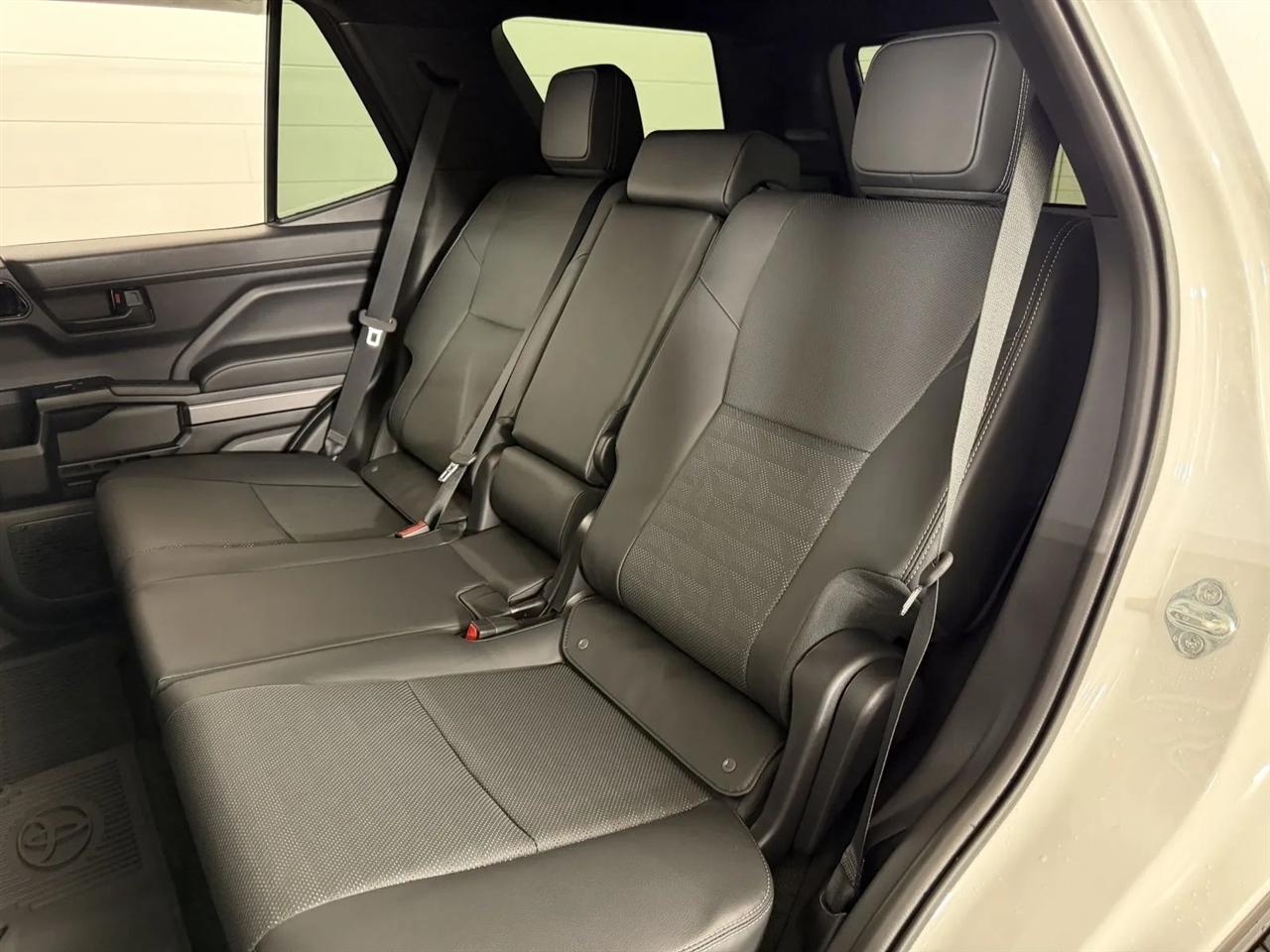 Toyota 4Runner TRD Sport 4WD 2025